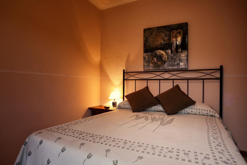 Hostal Populetus Poboleda Kültér fotó