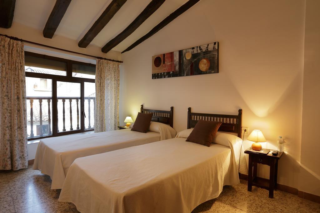 Hostal Populetus Poboleda Kültér fotó
